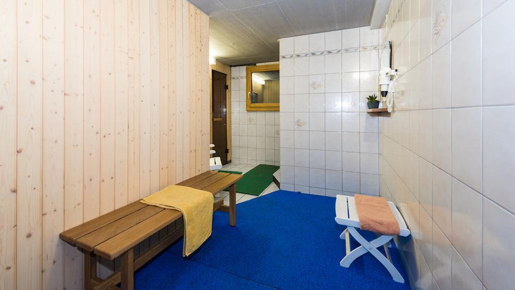 Ferienhaus Adonis Saas-Grund Luaran gambar